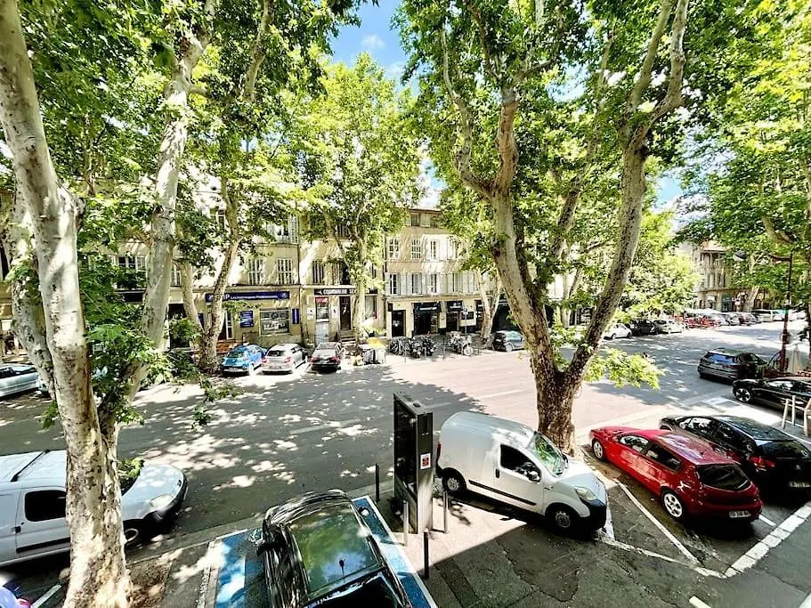 Studio Lumineux Avec Terrasse Aix-en-Provence France